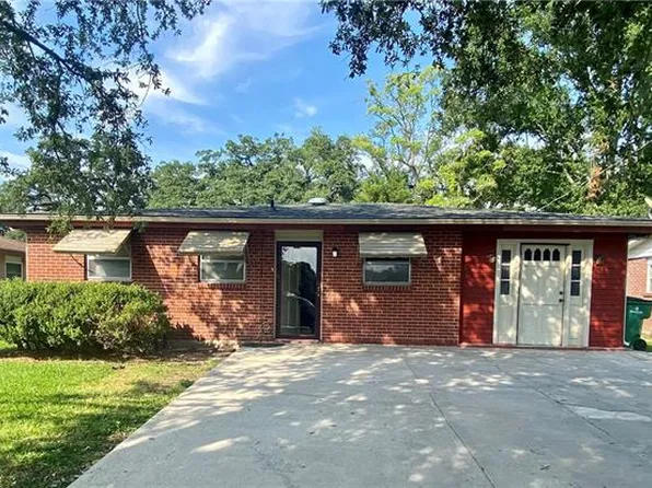 15 Helis Dr E, Westwego, LA 70094