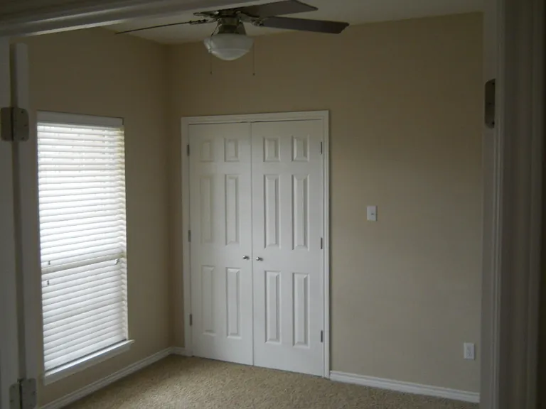 202 Ruger St — Photo 3