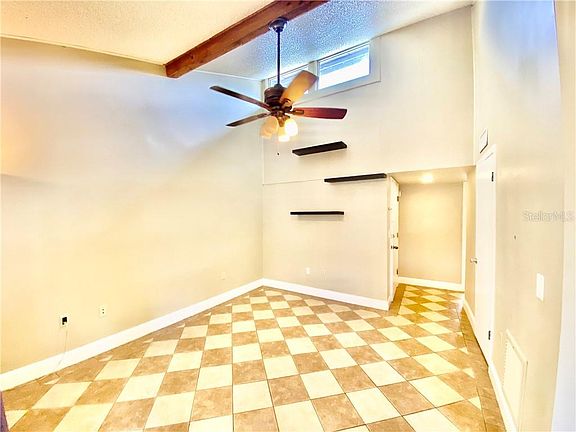 4th image of 5127 Eaglesmere Dr #5127