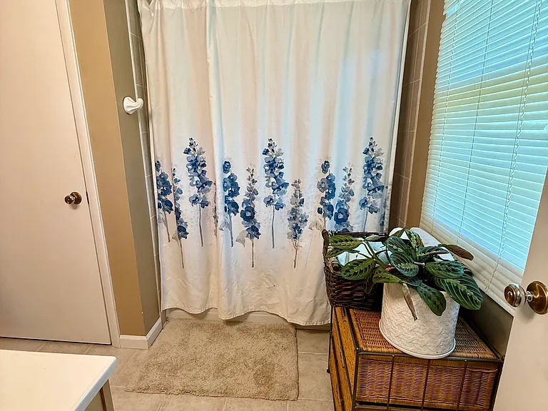 6410 Offshore Dr — Photo 13