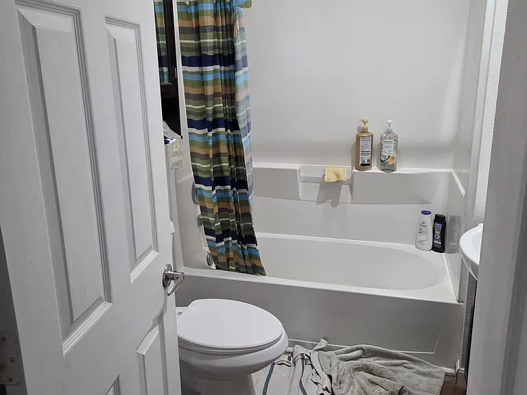 2241 Vaness Dr — Photo 10