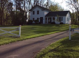 2859 Wixom Rd, Milford, MI 48381