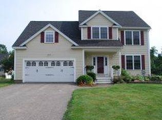 16 Cassily Ln, Dover, NH 03820