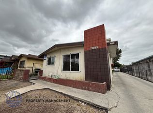 8633 Orchard Ave., Los Angeles, CA 90044