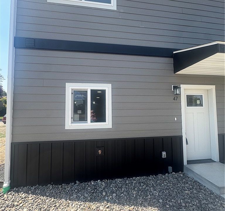 1st image of 3387 Granger Ave S Unit 47