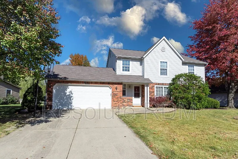 7584 Pennycroft Dr photo 1