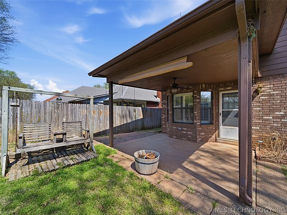 5th image of 11330 S 108th East Pl