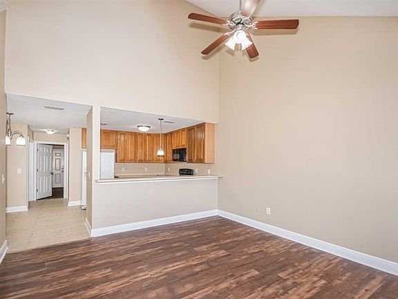 3rd image of 3080 Sawtooth Dr