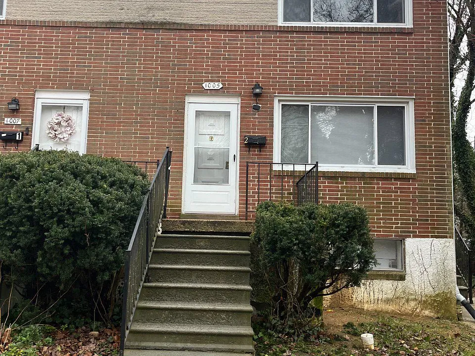 1005 Cedarcroft Rd