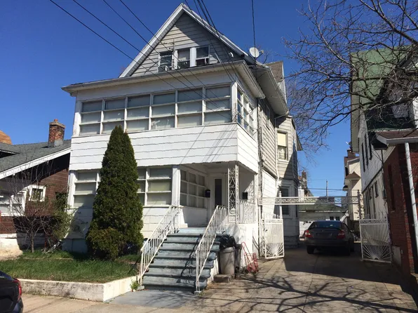 1005 E 38th St, Brooklyn, NY 11210