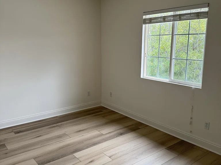 30434 Mallorca Pl — Photo 15