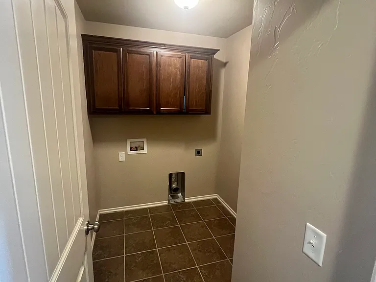18509 Agua Dr — Photo 13