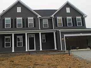159 Saddle Ridge Dr, Oakdale, PA 15071