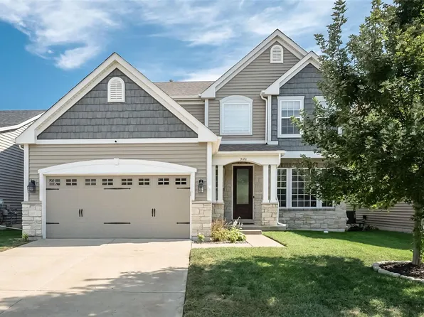 3120 Calhoun Dr, Saint Charles, MO 63301