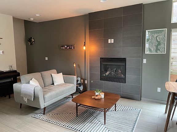2nd image of 310 21st Ave Unit C