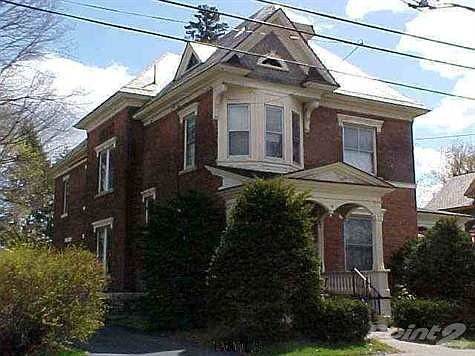1st image of 15 Oak St