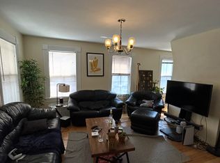 14 Saint Mary Rd #1, Cambridge, MA 02139