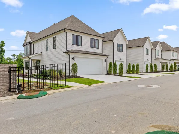 1878 Dawson Cir, Chattanooga, TN 37421