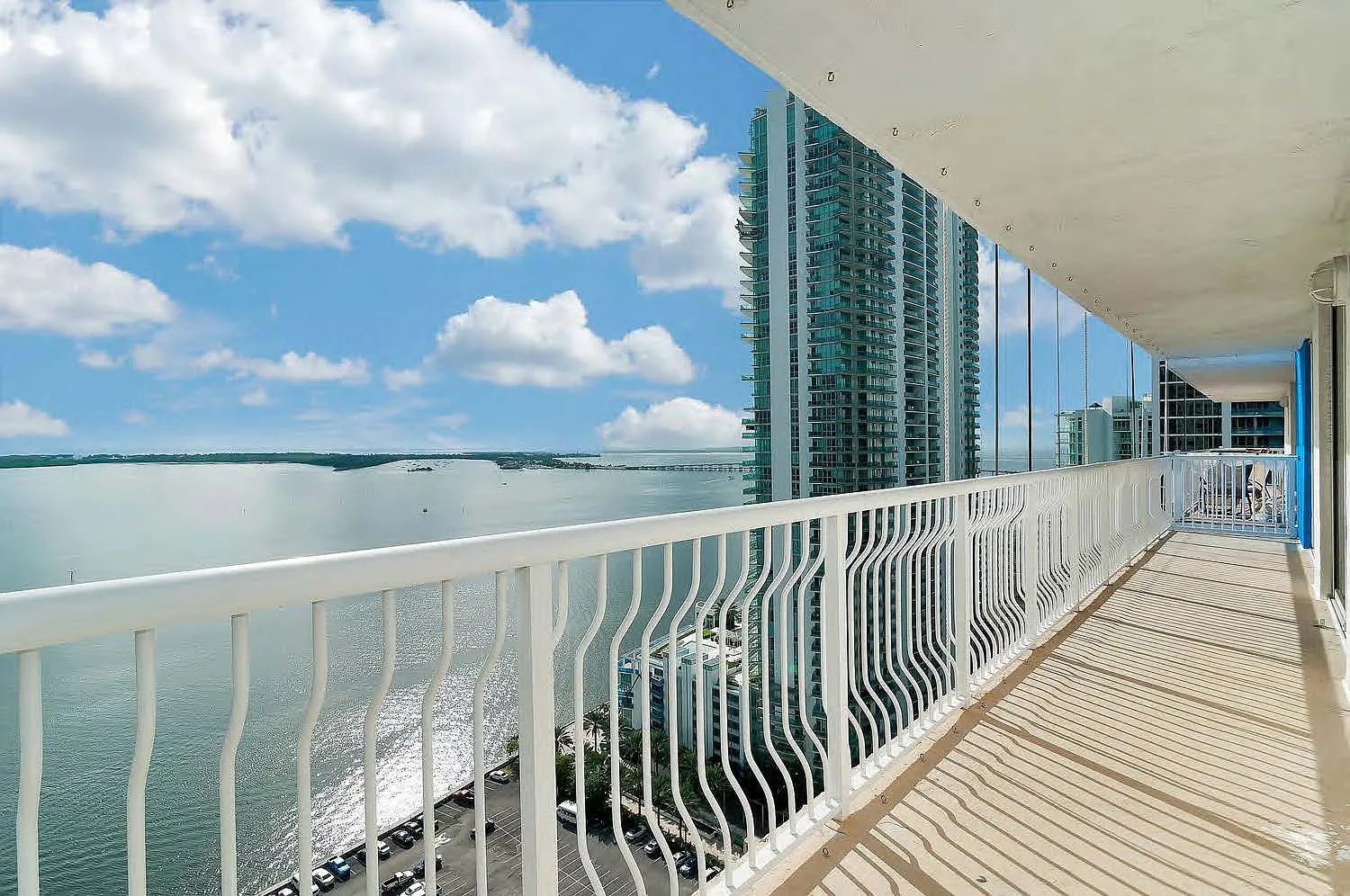 3 bed, 1230 sqft, $5,200 — Photo 1