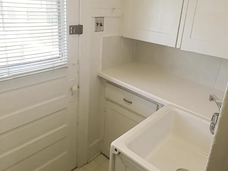 310 Virginia Ave — Photo 7