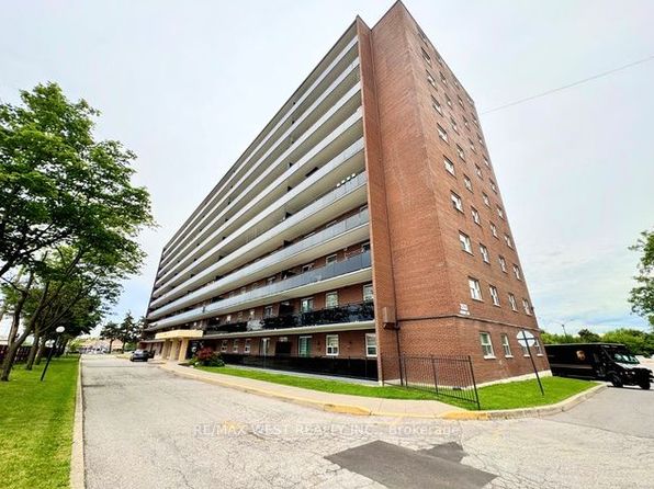 3533 Derry Rd E #709, Mississauga, ON L4T 1B1