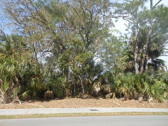 4th image of 840 Bonito Dr