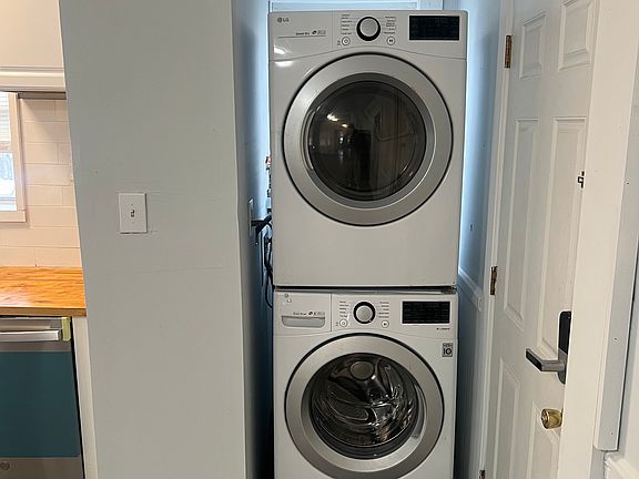 In-Unit Washer & Dryer