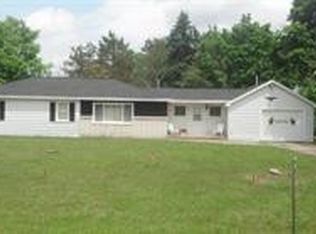 9076 M 115, Mesick, MI 49668
