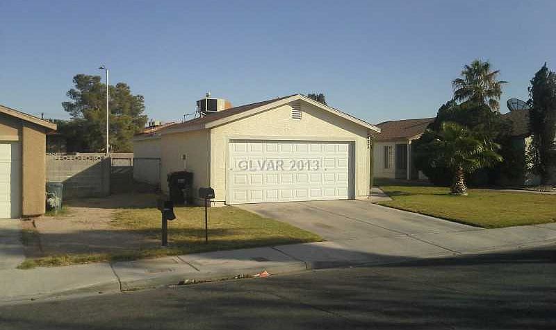 2nd image of 2225 La Sombra St