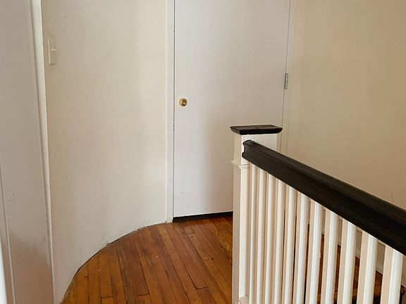4th image of 4229 Osage Ave #2