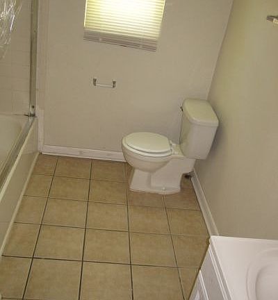 4th image of 2414 Ramblewood Ct
