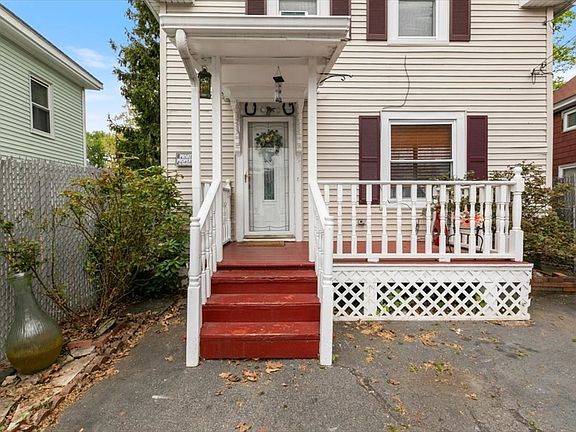 3rd image of 5 Pearl Ct