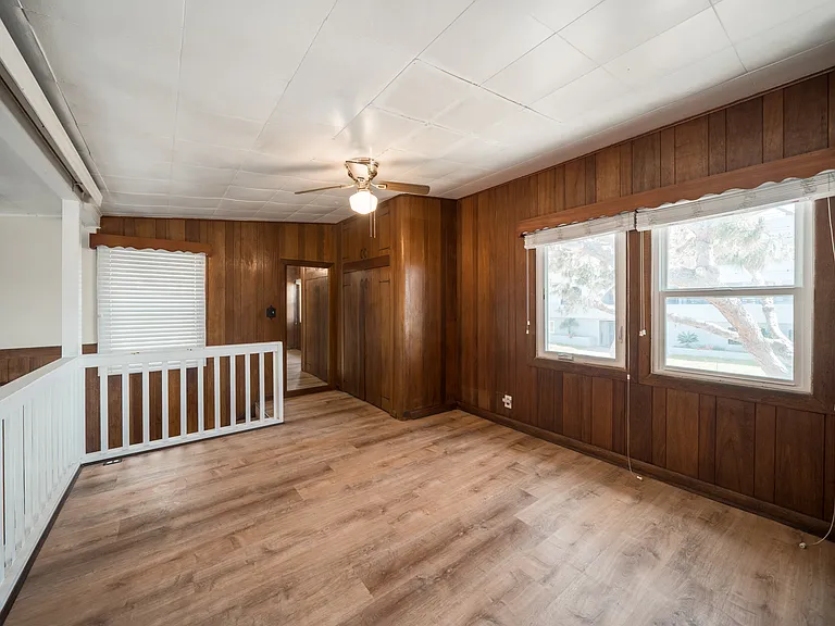 168 Elder Ave — Photo 30