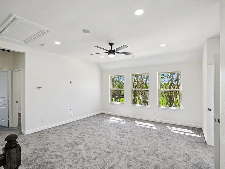 1123 Penny Worth Dr — Photo 16