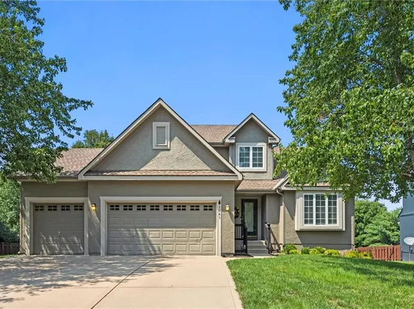 1041 SW Sunflower Dr, Lees Summit, MO 64081