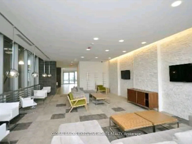 365 Prince Of Wales Dr #408 — Photo 3