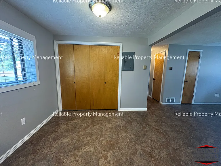 1420 Jefferson Ave #1 — Photo 3