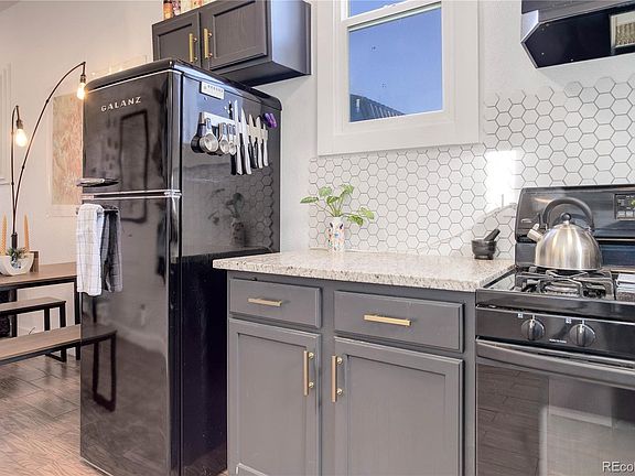 5th image of 2118 E 25th Avenue