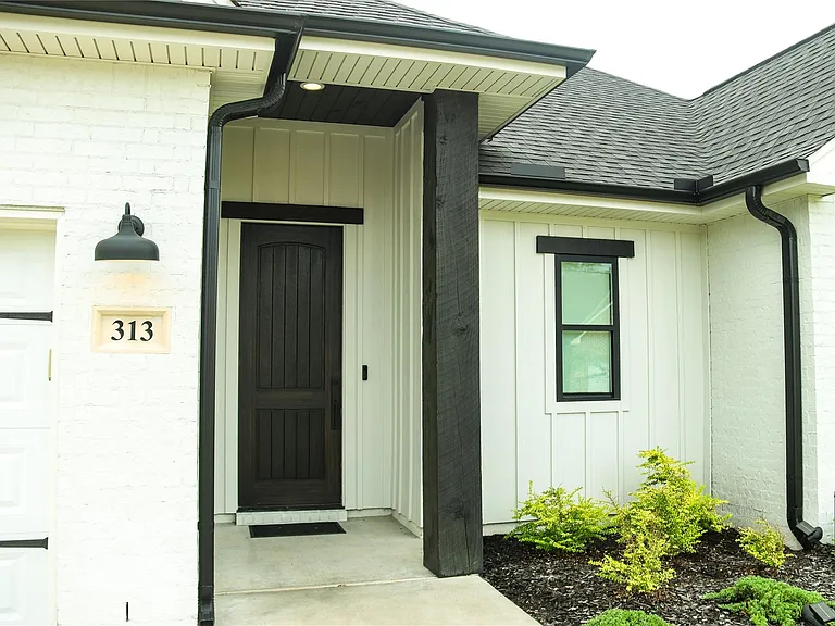 313 Mandavilla Way — Photo 4