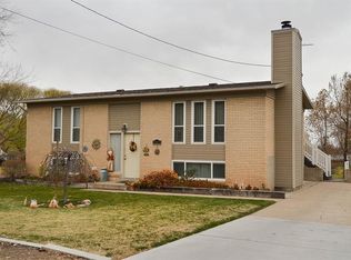 1003 N 1000 W, Clinton, UT 84015