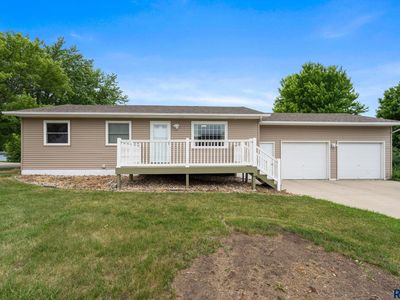 804 S Wind St, Flandreau, SD, 57028