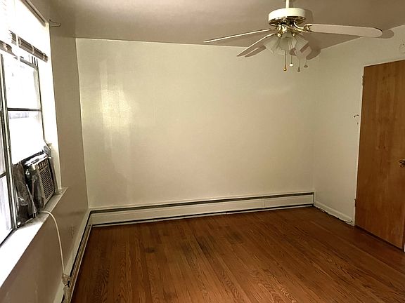 4th image of 206 Furley St Floor 1