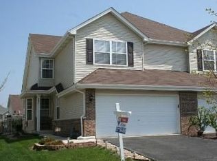 535 N Maggie Ln, Romeoville, IL 60446