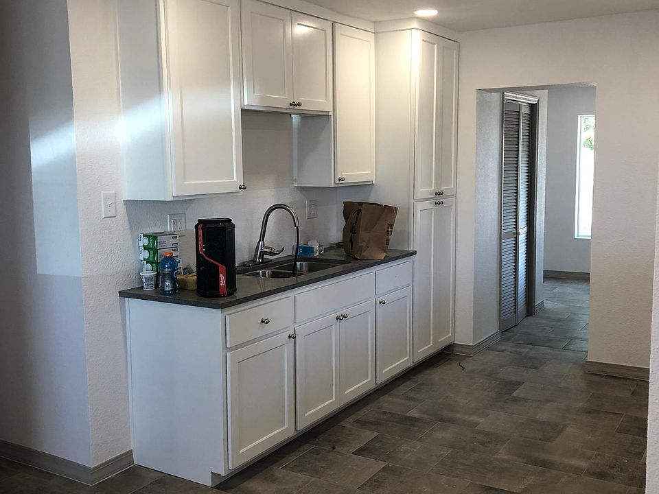 1st image of 4915 Tetons Dr