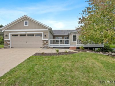 65 Greystone Ct NE, Rockford, MI, 49341