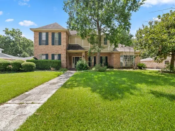 2306 Vine Creek Dr, Kingwood, TX 77345
