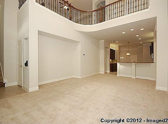 3rd image of 8709 Naomi St