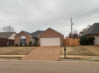 1079 Scofield Dr, Cordova, TN 38018