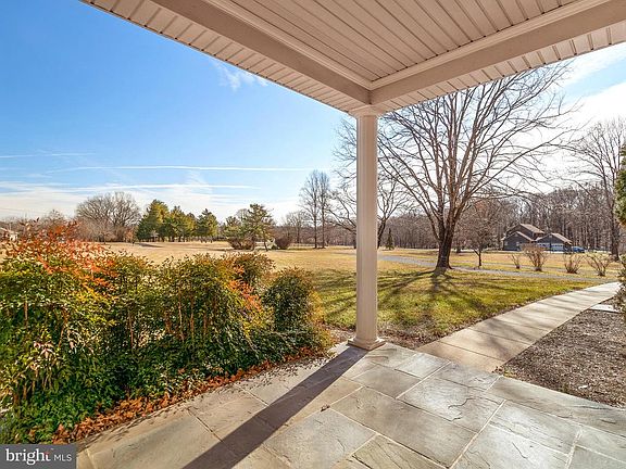 Covered Front Entryway