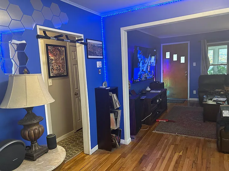 511 E Woodland St — Photo 3